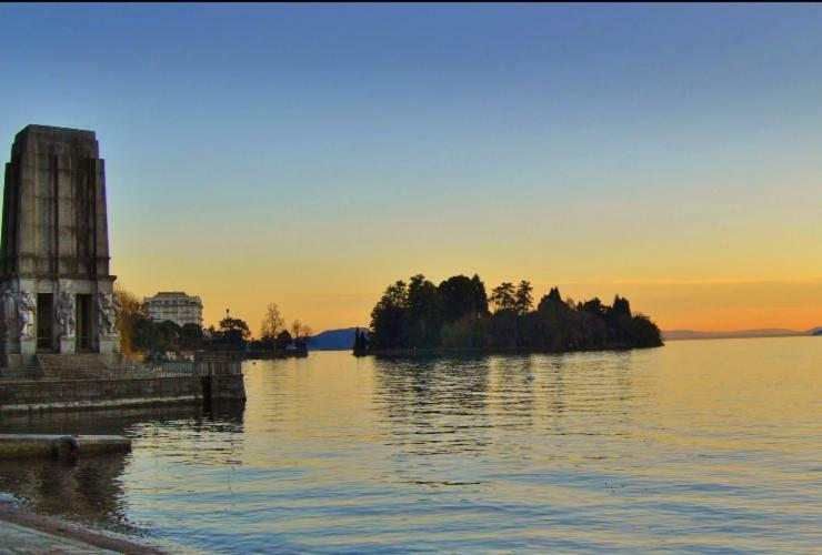 Marina Apartment & Suite Verbania Buitenkant foto