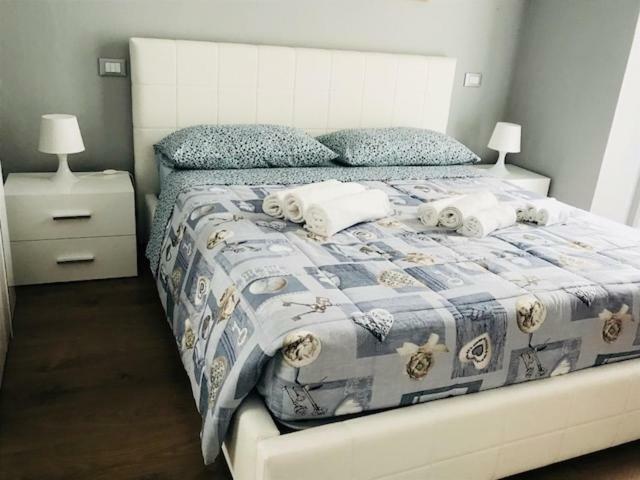 Marina Apartment & Suite Verbania Buitenkant foto